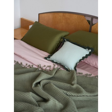 Чехол на подушку с контрастным кантом зеленого цвета из коллекции trendy ruffles, 40х40 см