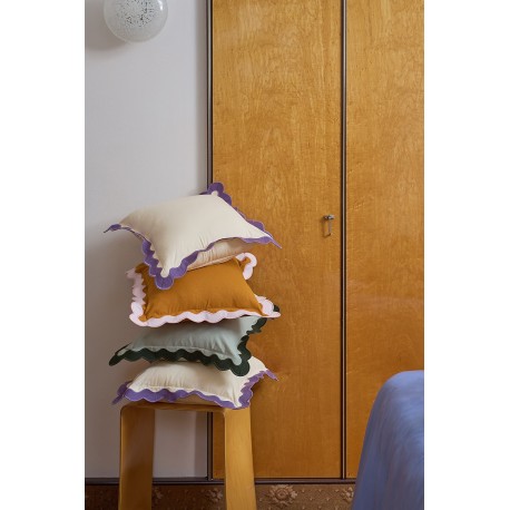 Чехол на подушку с контрастным кантом зеленого цвета из коллекции trendy ruffles, 40х40 см