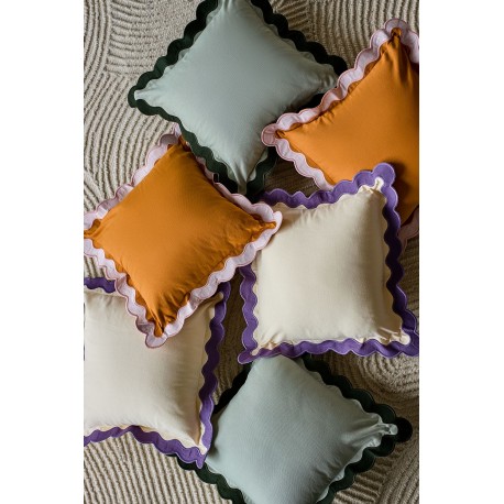 Чехол на подушку с контрастным кантом розового цвета из коллекции trendy ruffles, 40х40 см