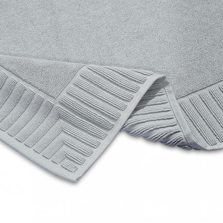 Коврик для ванной с фактурным бортиком светло-серого цвета из коллекции essential, 50x80 см