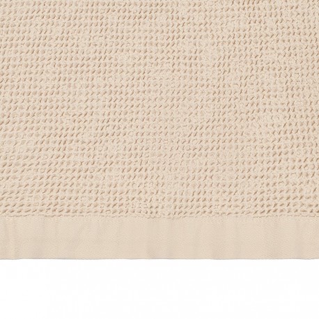 Полотенце банное из умягченной вафли кремового цвета из коллекции essential, 70x140 см