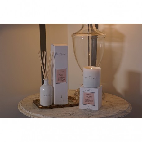 Свеча ароматическая the olphactory, white insignia, philippa 1990, 60 ч