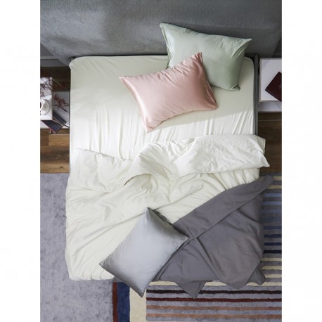 Наволочка из натурального шелка цвета пыльной розы из коллекции essential, 50х70 см