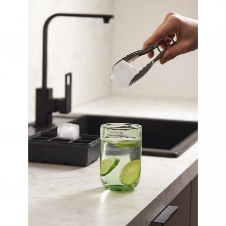 Форма для льда с крышкой ice cubes