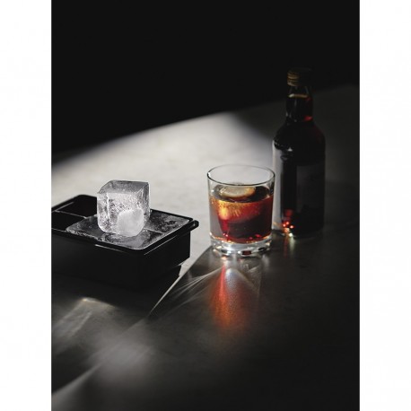 Форма для льда с крышкой ice cubes