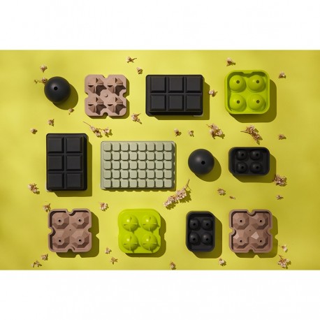 Форма для льда с крышкой ice cubes