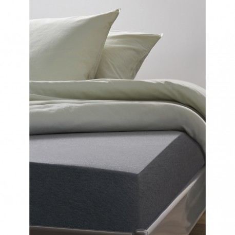 Простыня на резинке из хлопкового трикотажа серого цвета из коллекции essential, 160х200х30 см