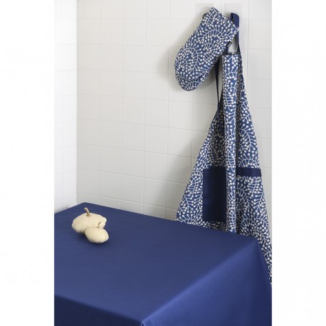 Прихватка-варежка темно-синего цвета с принтом Спелая Смородина из коллекции scandinavian touch, 14х32 см