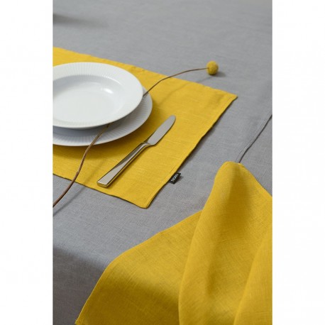Салфетка под приборы из стираного льна горчичного цвета из коллекции essential, 35х45 см