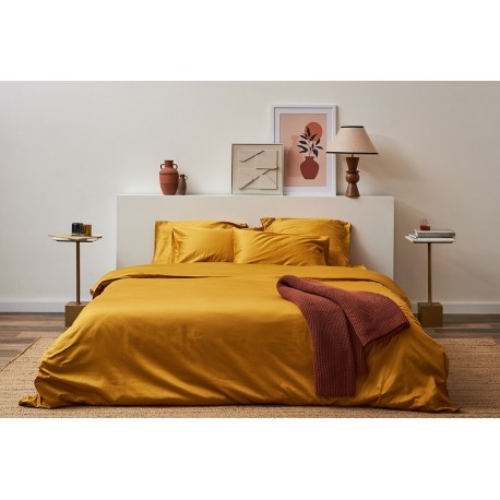 Простыня на резинке из премиального сатина горчичного цвета из коллекции essential, 200х200х30 см