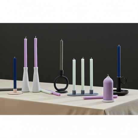 Набор из двух свечей цвета лаванды из коллекции edge, 24,5 см